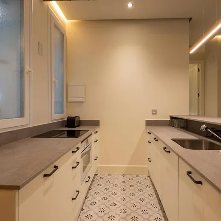 דירה Alhondiga By Staynnapartments