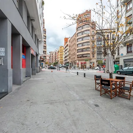 Alhondiga By Staynnapartments *