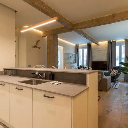 Apartment Alhondiga By Staynnapartments *