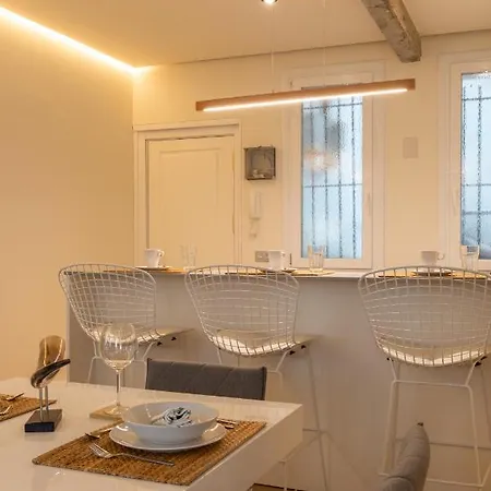 Alhondiga By Staynnapartments Bilbau