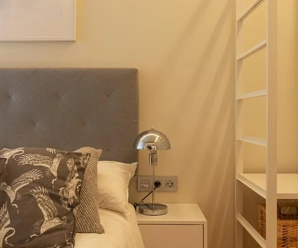 Alhondiga By Staynnapartments Bilbao