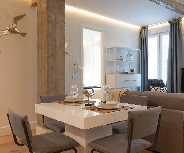 Alhondiga By Staynnapartments